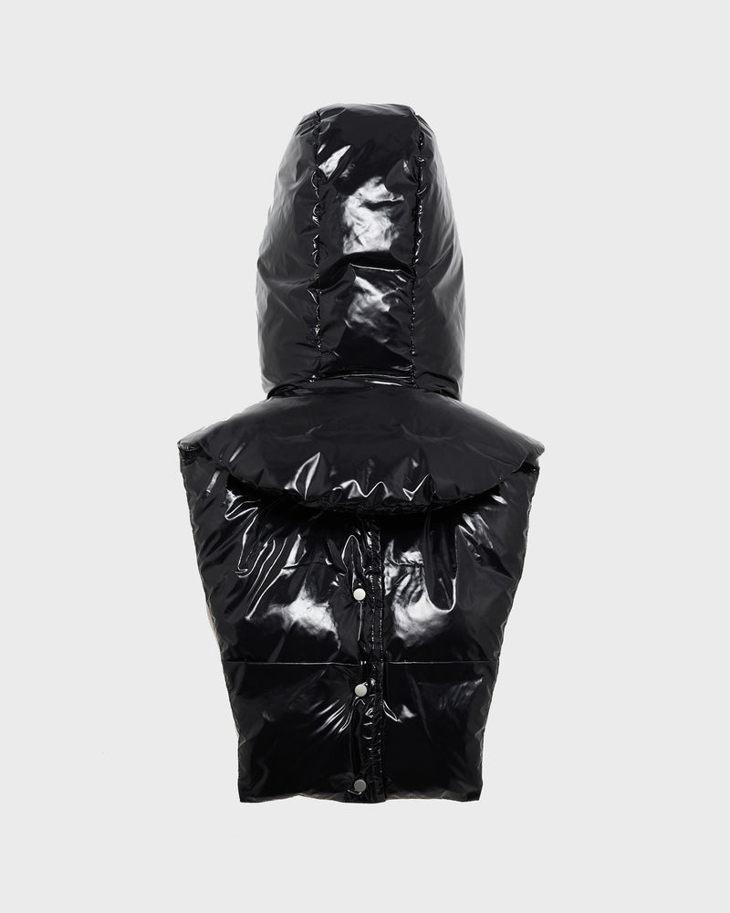 Padded hood bib in water-repellent technical fabric