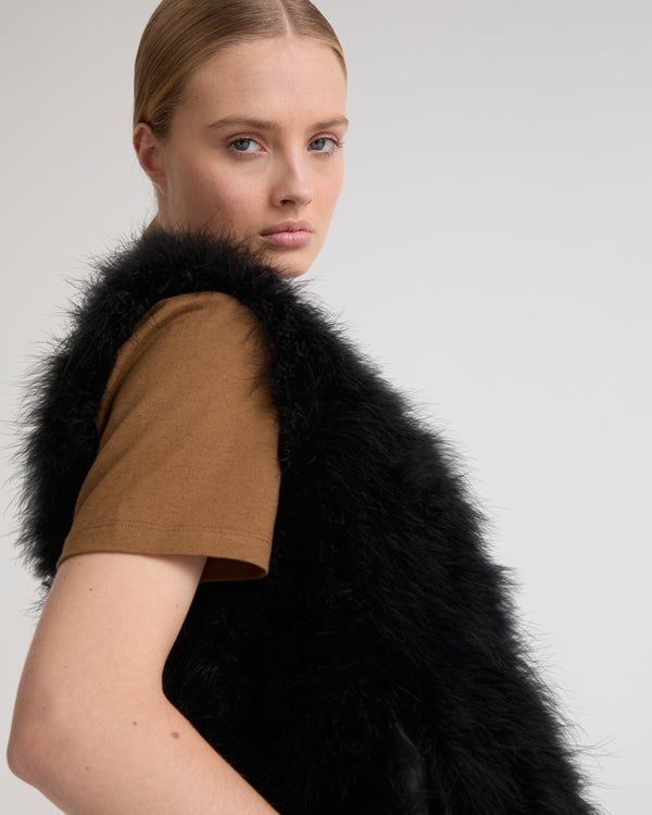 Gilet court en plumes