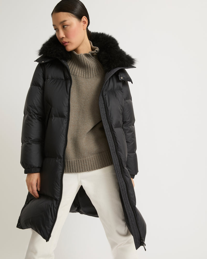 Long down jacket in water-repellent technical fabric with collar trim in fluffy lambswool