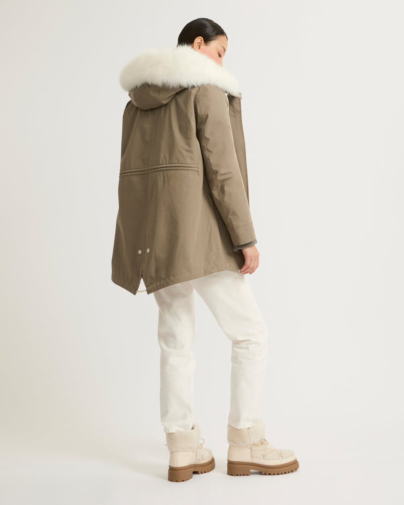 Parka courte en coton mélangé imperméable avec fourrure de renard et lapin