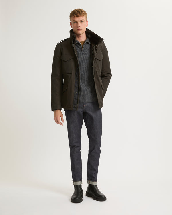 Veste style saharienne en gabardine technique imperméable avec col en fourrure de vison