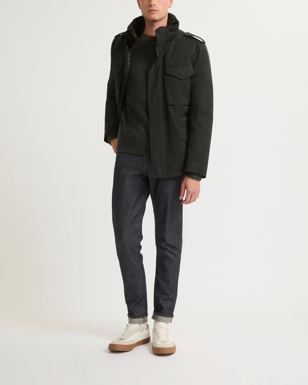 Veste style saharienne en gabardine technique imperméable avec col en fourrure de vison