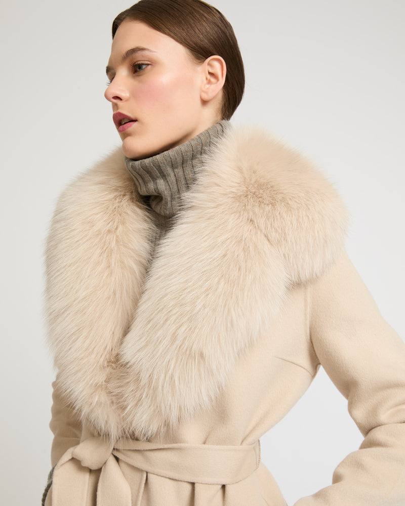 Belted coat in cashmere wool with fox fur collar and lapel