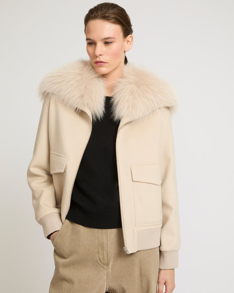 Cropped jacket in cashmere wool with fox fur collar