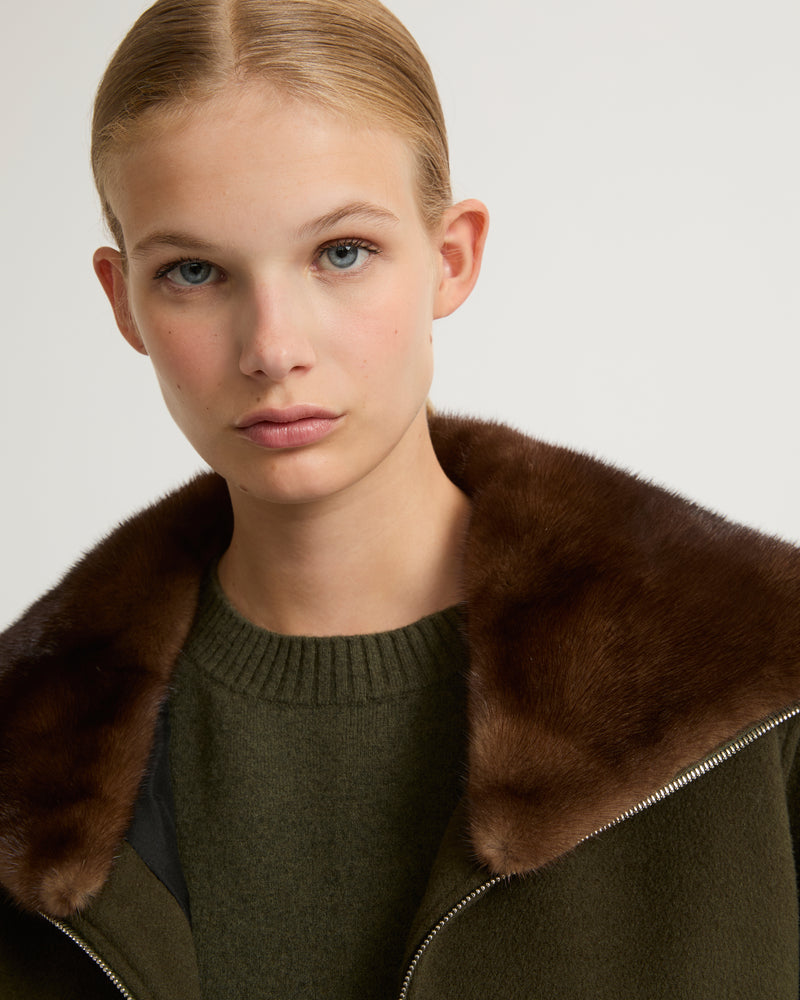 Cashmere wool jacket with mink fur collar