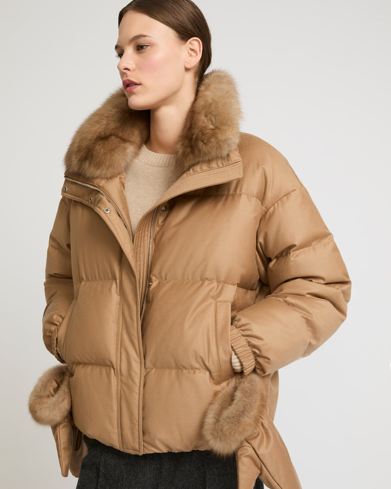 Short down jacket in Loro Piana flannel fabric with detachable sable collar