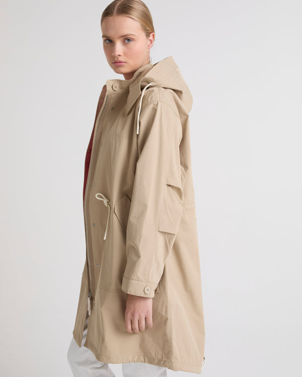 Parka fishtail courte en tissu technique