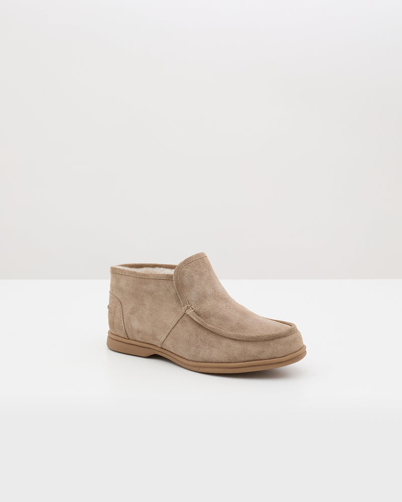 Lace-up boots in stiff Merinillo