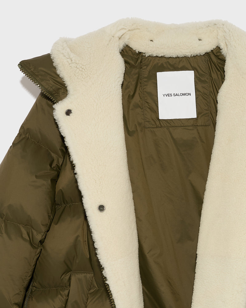 Hooded down jacket in nylon and lamb