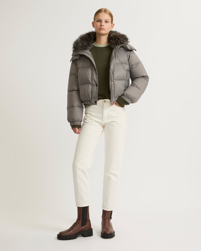 Short down jacket with fox fur collar