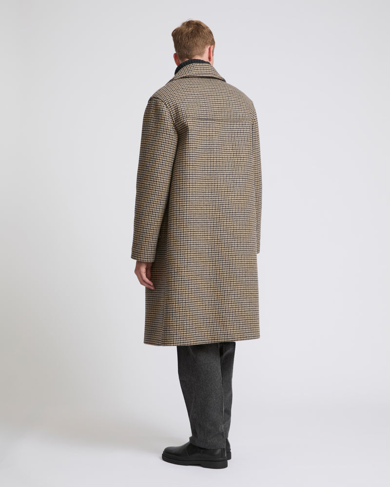 Houndstooth woollen fabric coat