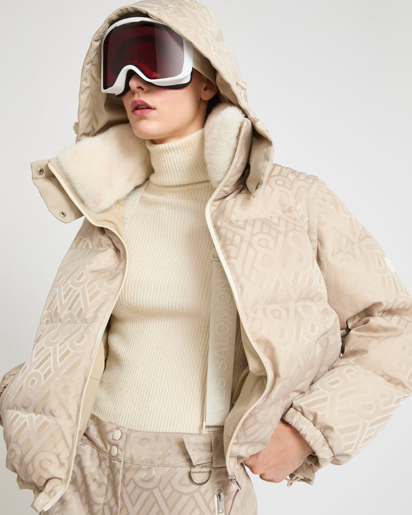 Short skiwear down jacket with mink trim