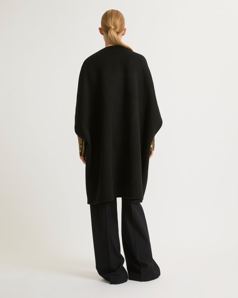 Cashmere blend cape with removable mink pockets