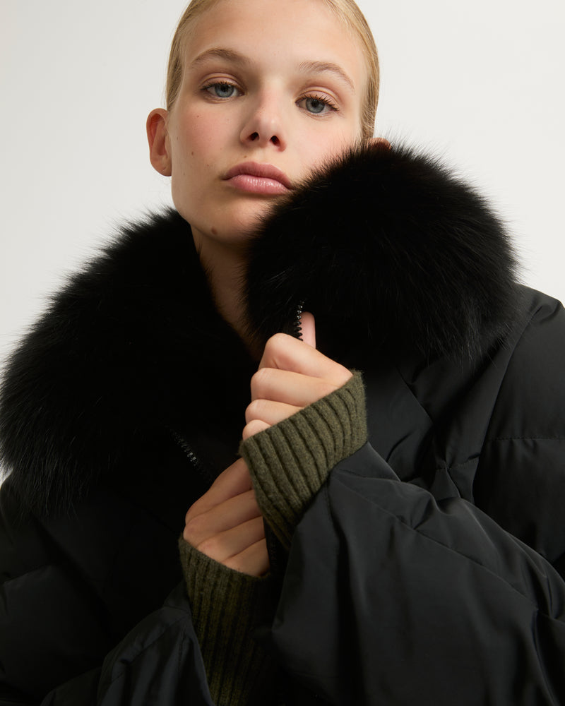 Technical fabric down cape with detachable fox fur collar