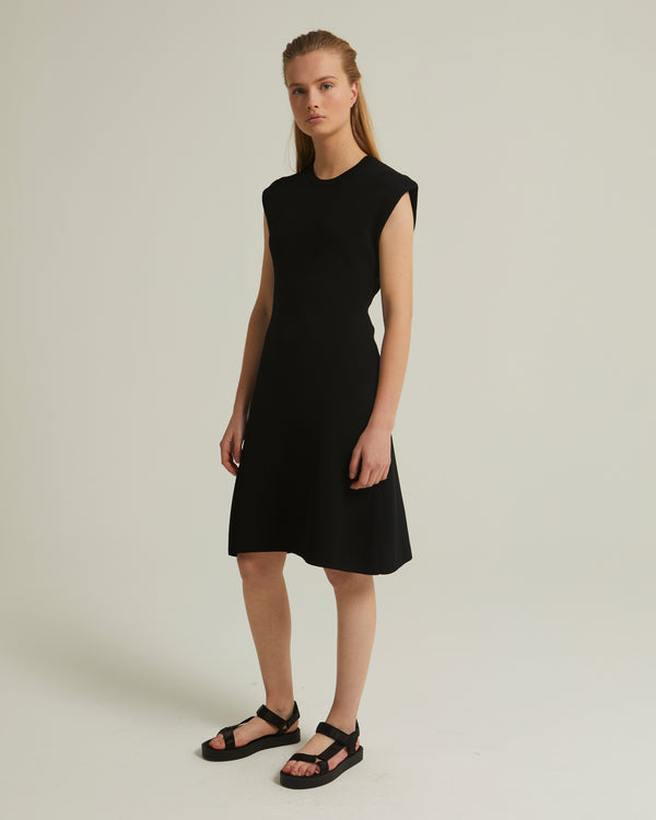 Robe courte sans manches en maille stretch - noir